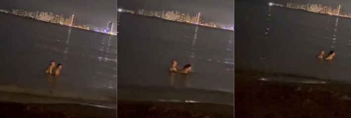 活久见 夫妻河里啪啪 再现“活春宫”清凉又刺激！