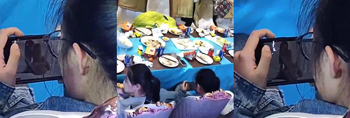 小女孩同学活动聚会上偷偷看岛国动作大片 这聚精会神的模样看得入迷了 小号算是练废了！