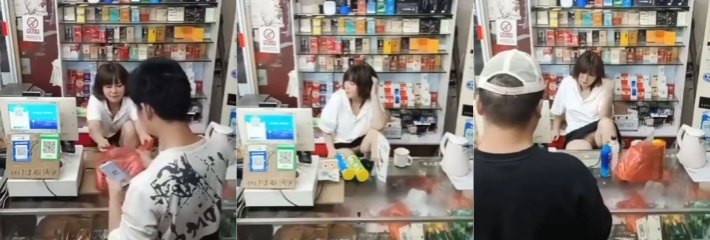 一个会做生意的女人 超市老板娘不穿内裤当着顾客的面岔开双腿卖东西 让客人一饱眼福！