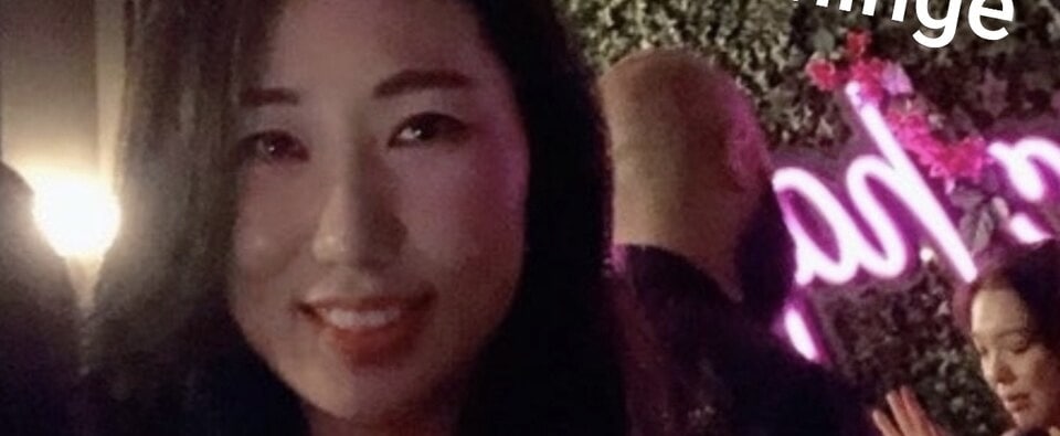 黑人宇航员约战首尔梨泰院商圈小姐Chae-won