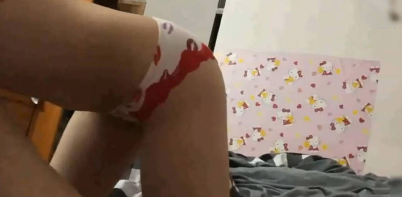 婚礼相识老婆表妹 偷情成胯下母狗 深喉口爆后女上位疯狂骑乘高潮！
