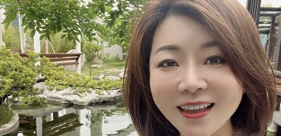 出轨人妻开房被抓现行 被老公堵酒店停车场事件