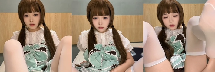 推特极品反差嫩妹 小鸢宝宝 LO裙白丝自慰 无毛白虎穴淫水直流