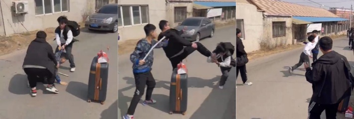 小伙赤手空拳 1V2 毫不畏惧 越战越勇 最后竟然打的对方不敢还手