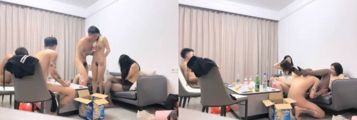 国产精品换妻新片速递 三对夫妻开设淫乱派对6P 打牌惩罚脱衣烘托气氛然后开启乱战