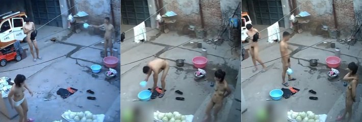 监控泄密 一家人洗澡就要整整齐齐 性感母亲与父子同浴！