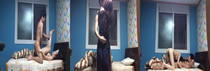 出租房狂欢曝光，帅男靓女电脑摄像头破解脱光猛干，白皙美女身材火辣奶子大揉变形！