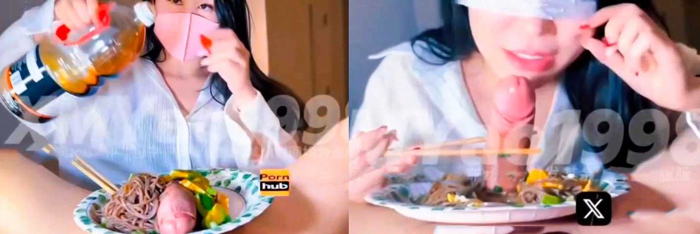 离谱的鸡吧拌面！极品女神整花活 开档盘子装好面条一边舔屌一边吃面！