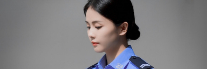 原创大神分享迷奸警察亲姐姐，整个过程紧张又刺激，这会⼉⼼还在跳！
