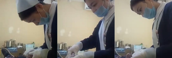 某医院美女护士帮割包皮了的患者换药 狼友偷拍女护士工作视频泄密 真怕狼友忍不住被护士捏射了！