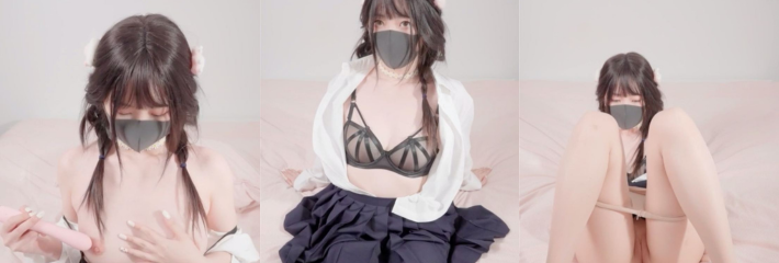 玩偶姐姐HongKongDoll最新会员福利之JK制服学生装的诱惑 超敏感萝莉萌妹尤物为你养眼！