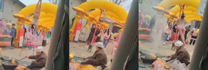 廊坊吊孝现场 美女高空杂技 性感连体演出服钢管舞火辣表演 惊呆全村吊唁群众