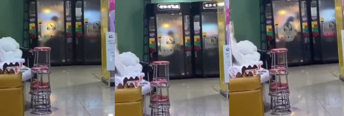 咱就是说现在的人整花活是真的会 商场k歌房内激情操爱被拍下疯传！