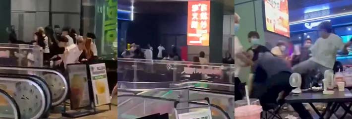 广东汕头 多名精神小伙互殴打架 拿板凳互砸脸部 现场非常震撼血光琳琳!