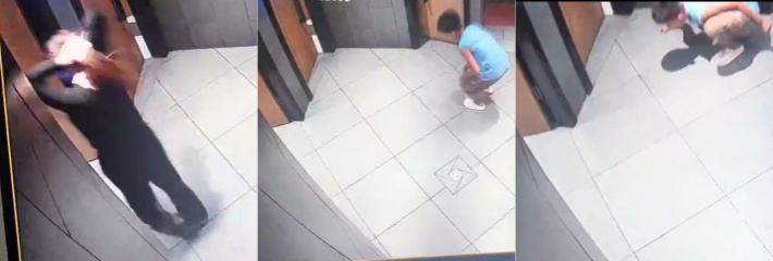 河南平顶山某火锅店内 男孩在店里跟踪女性顾客进入厕所后趴地偷窥