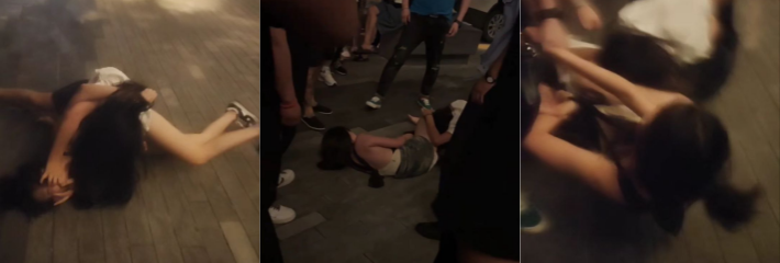 两女子因一个男人撕逼打架 撕衣抓脸撤头发 警察都拉不住 老娘也要做一次纯爱战士！