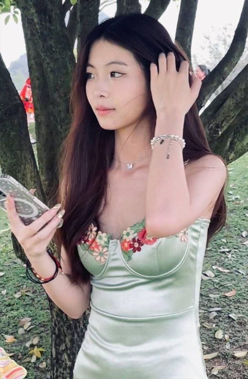 湖南职业大学宋美安 情趣制服内衣做爱曝光！