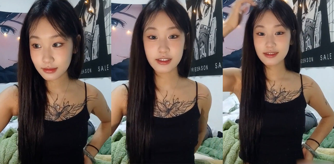 高颜值纹身精神小妹直播视频流出 全程露脸跪地深喉口交男友肉棒 随后被无套操的白浆直流