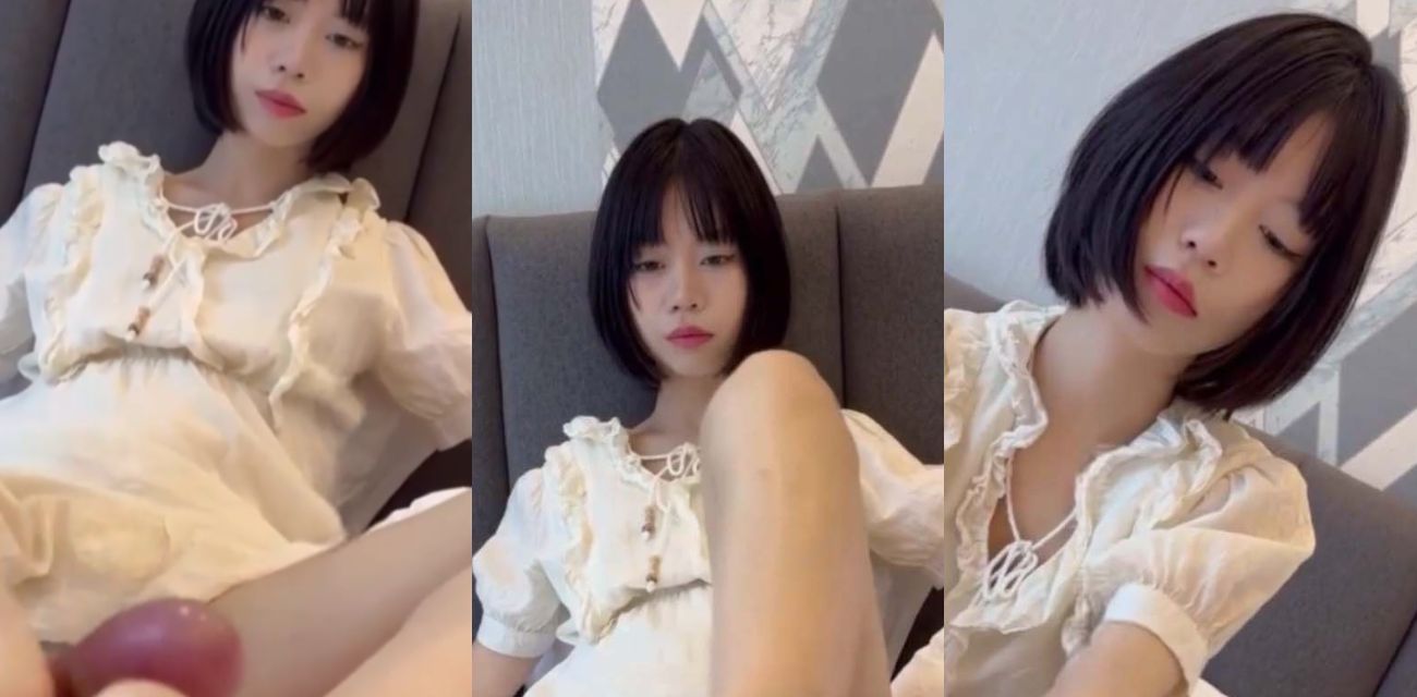 超美短发清纯学妹 白皙美腿粉嫩玉足 为摄影师打飞机足交 极品玉足为你精心服务 颗颗嫩白如玉的脚趾真想嗦一口 足控福利