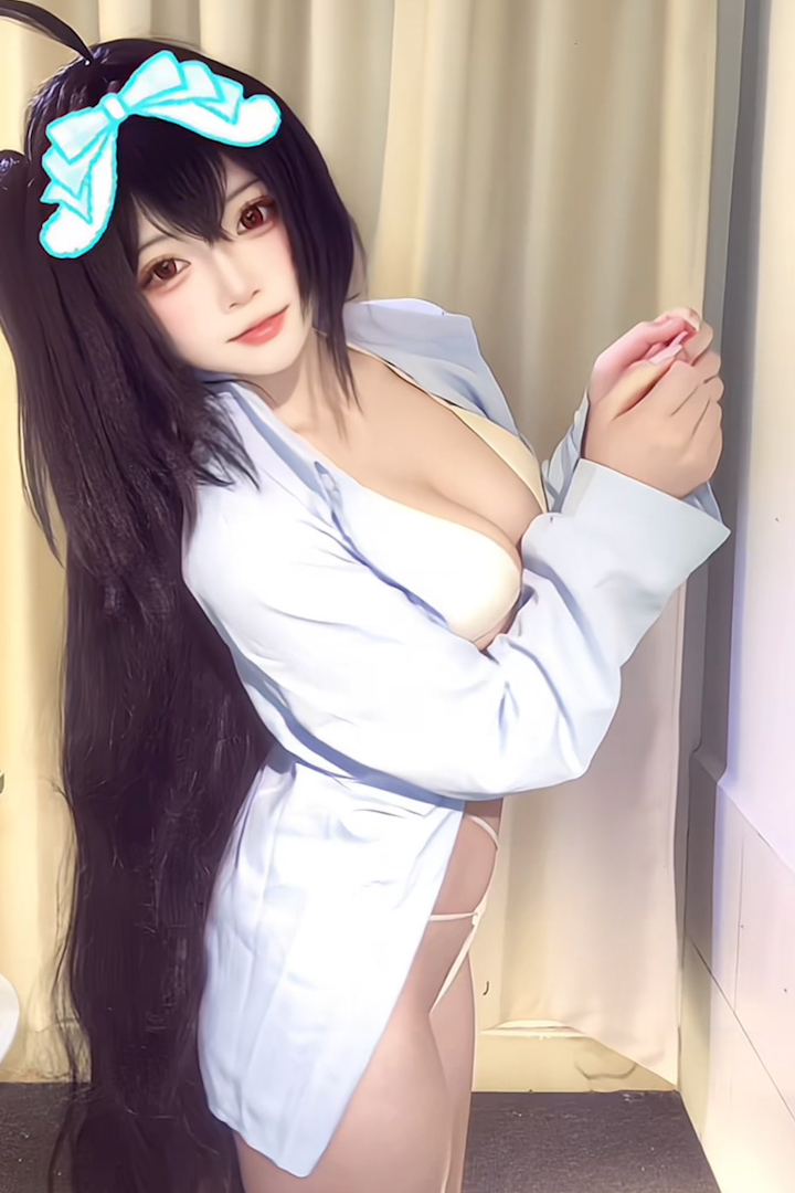 月亮hoshiRico 冠邻家女友大凤泳装cos 甜美身材紧致火辣 尺度大胆福利满满 B站惊艳出圈