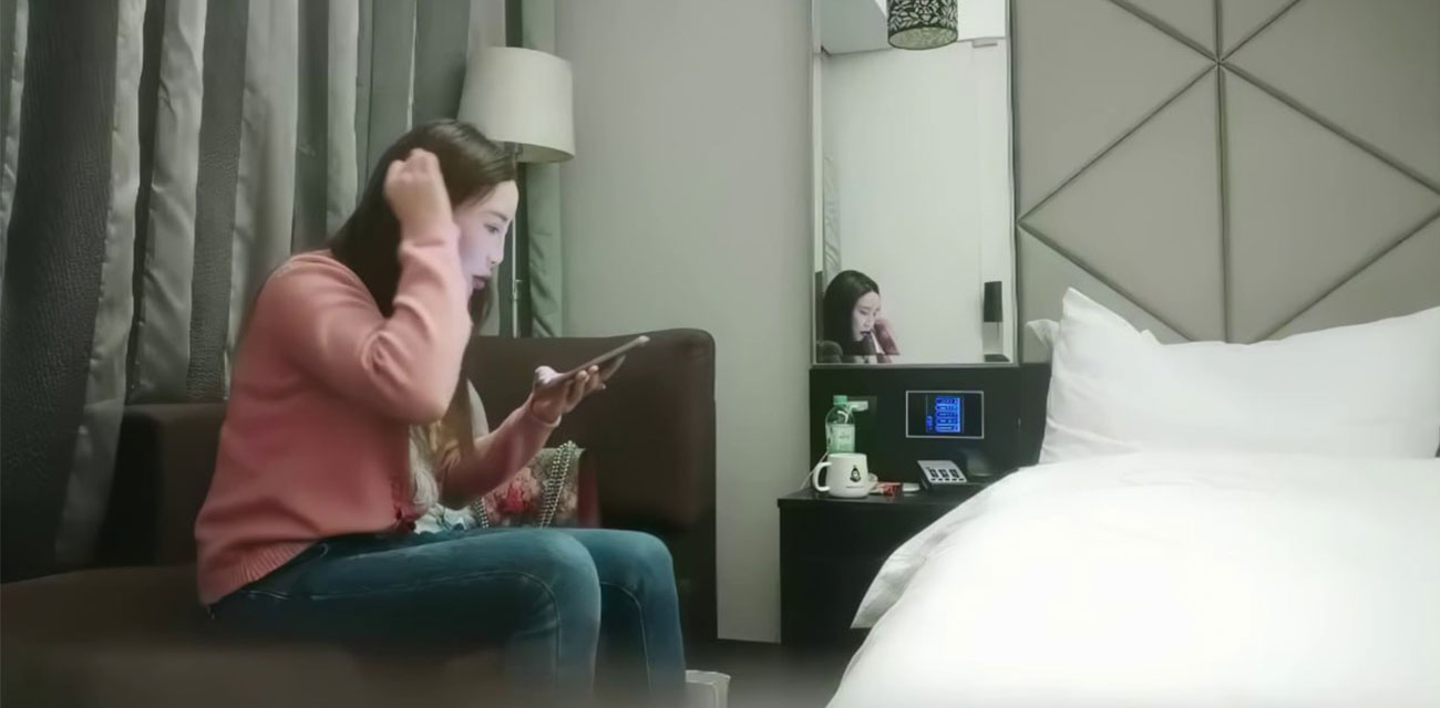 利哥探花再战高颜值巨乳少妇 全程露脸69式互舔 最后直接无套操到高潮喷水