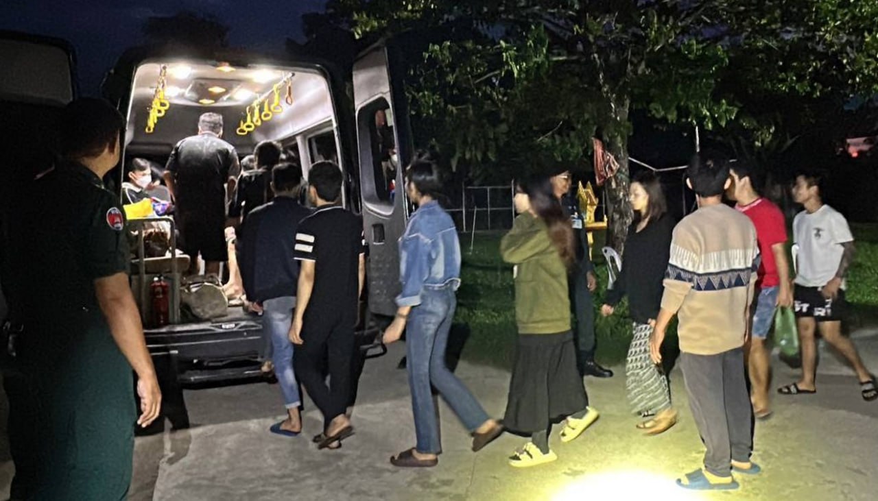 柬埔寨新闻：27名越南人被驱逐出境