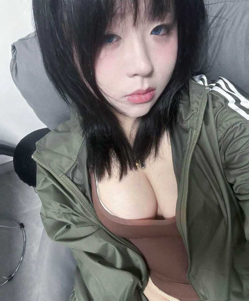 极品大学生情侣酒店性爱啪啪！