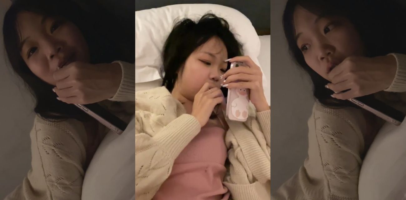 00后精神小妹 在酒店被无套抽插的时候 给自己闺蜜打电话 一边电话一边强忍快感又不敢发出声！