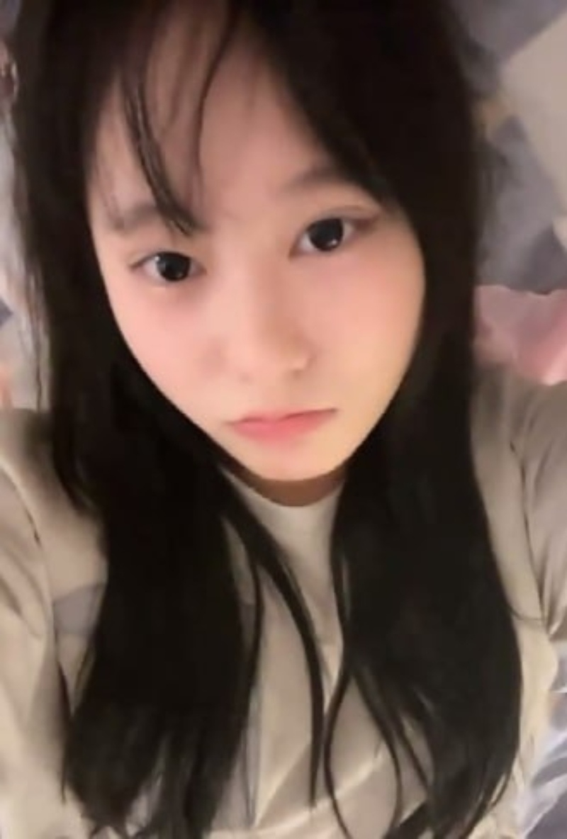 极品萝莉KOUK与榜一大哥1V1裸聊视频曝光！