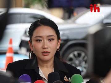 泰国新闻：佩通坦回应被暂停履职传闻：确有担忧，但政府工作不能停
