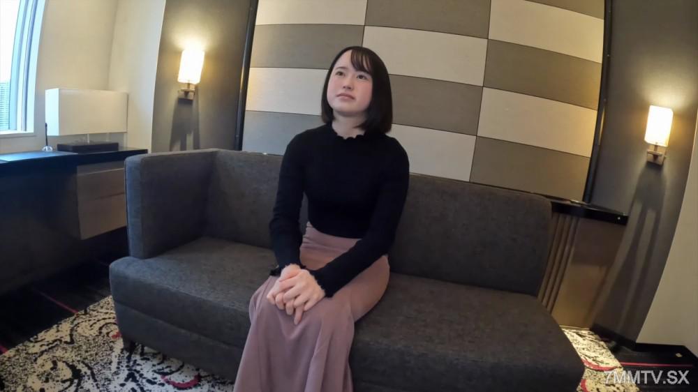 fc2-ppv 4902134 【顏出現！】地方女子情報播報站內定的美女繭醬，最後的火玩耍讓叔叔的精子大量懷孕並內射！！ | FC2電子市場