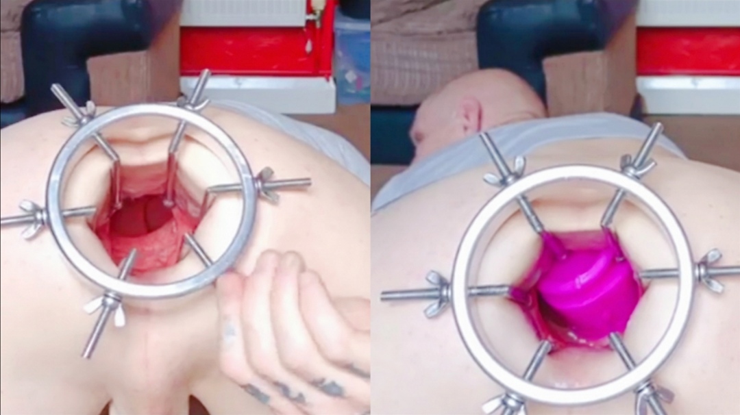 骚受大叔自慰，巨无霸阳具插入菊花里玩起来，然后再扩肛清晰看见玫瑰洞，玩具塞进菊花里。