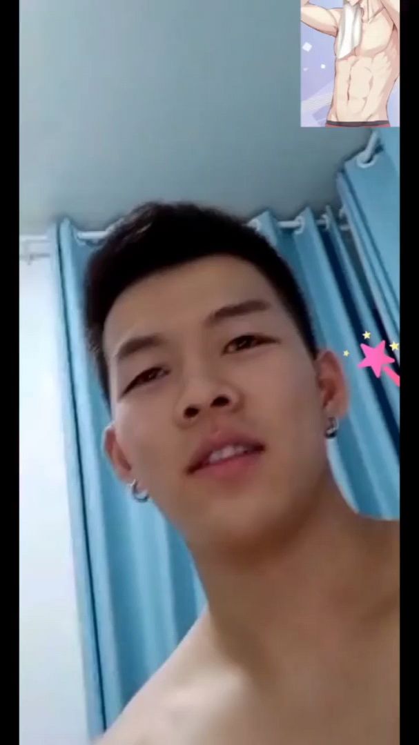 骚直男在家裸聊射精自己拍自己打飞机大屌好想吃一口