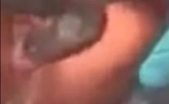 极品熟女淫穴被猛男巨根狂操爆肏，浪叫求饶高潮喷水不止！