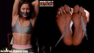 Leya RFstudio Tickling Ribs armpits and Feet Tickle: Stripchat Porn - 经典欧美