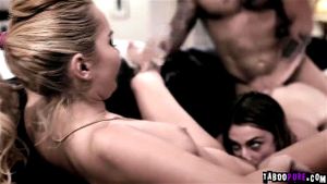 Lesbian daughter Kristen Scott suck her moms boyfriend ft. Aaliyah Love & Derrick Pierce: Porn - 经典欧美