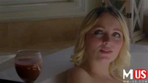 Sweaty Sex In The Bathroom Featuring Kate Bloom 01 by Jerkaoke: Blowjob, Big Tits & Babe Porn - 经典欧美
