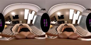 Special Visit by Virtual Real Trans: Blowjob, Doggy & Cowgirl VR Porn - 经典欧美