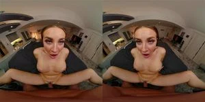 Melissa Stratton 她一直是个淘气的女孩，需要一点小小的管教