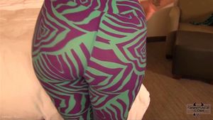 Sinn Sage Shaking Her Cute Ass While She Wears Sexy Leggins! by SinnSageXXX: Porn - 经典欧美