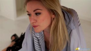 Nip-Slip Under The Desk: Fansly, Joi & British Porn - 经典欧美