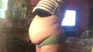 Big belly in stripes: Big Boobs, Pawg & Chubby Porn - 经典欧美