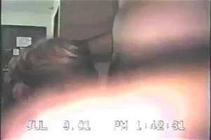 金发年轻性感妻子为丈夫无套内射两名黑人猛男，丈夫拍摄并享受后续激情 - 第二部分