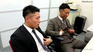 Hot gay get fucked in the office ft. Chinkou, 八雲翔, Yakumo Sho & 陳光: Blowjob, Chinkou & 陳光 Porn - 经典欧美