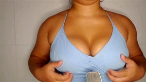 ASMR 抓乳头