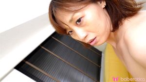 Solo Japanese lady Kotone Aozora masturbating on the couch in 4K. by Baberotica: Porn - 经典欧美