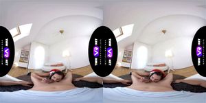 TmwVRnet.com - Leanne Lace - 火辣的黑发骑在一个蠢货上