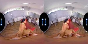 Curvy MILF Honey Demon Can't Say No To A Thick Dick by BadoinkVR: Porn - 经典欧美