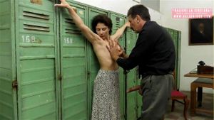 Italian intense beaty ft. Roberta Gemma: Blowjob, Doggy & Cowgirl Porn - 经典欧美