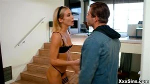 Aiden Ashley wants it ROUGH! And damn, Nathan Bronson delivers!: Doggy, Hardcore & Babe Porn - 经典欧美